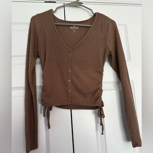 Hollister Long sleeve cropped shirt